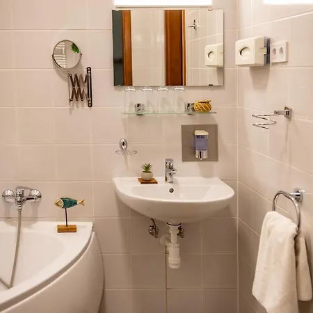 Grossmann Ház Apartmanhotel