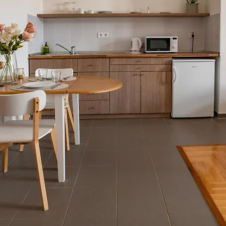 Grossmann Ház Apartmanhotel 4*