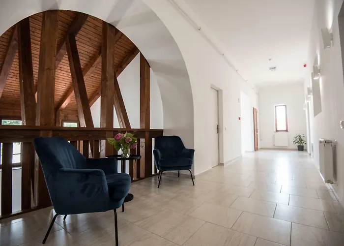 Grossmann Haz Aparthotel 4*